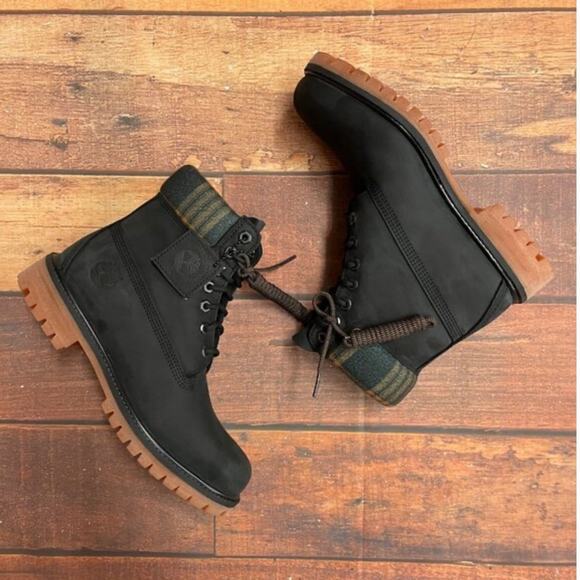 Timberland Premium Men Black 6" Nubuck/Plaid Waterproof Boots -  Sizes: 9 - Picture 1 of 11